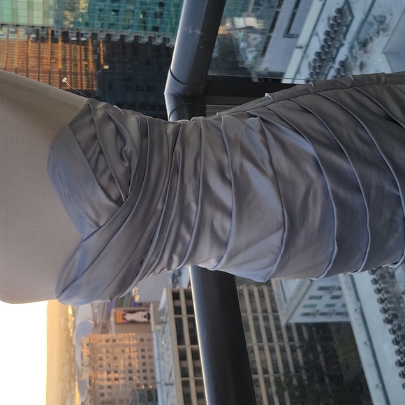 David's Bridal Bridesmaid Charmeuse Draped Strapless Dress - Size 4 Check Photos - Picture 6 of 15